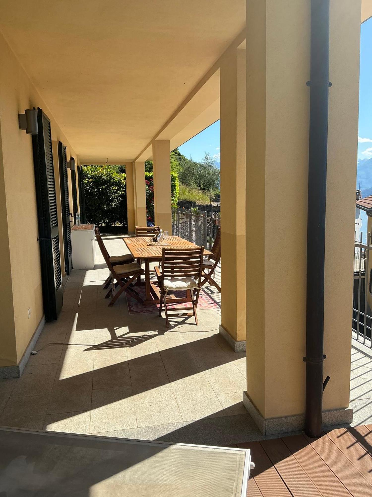 Colonno Panoramica Lago Di Como Kültér fotó