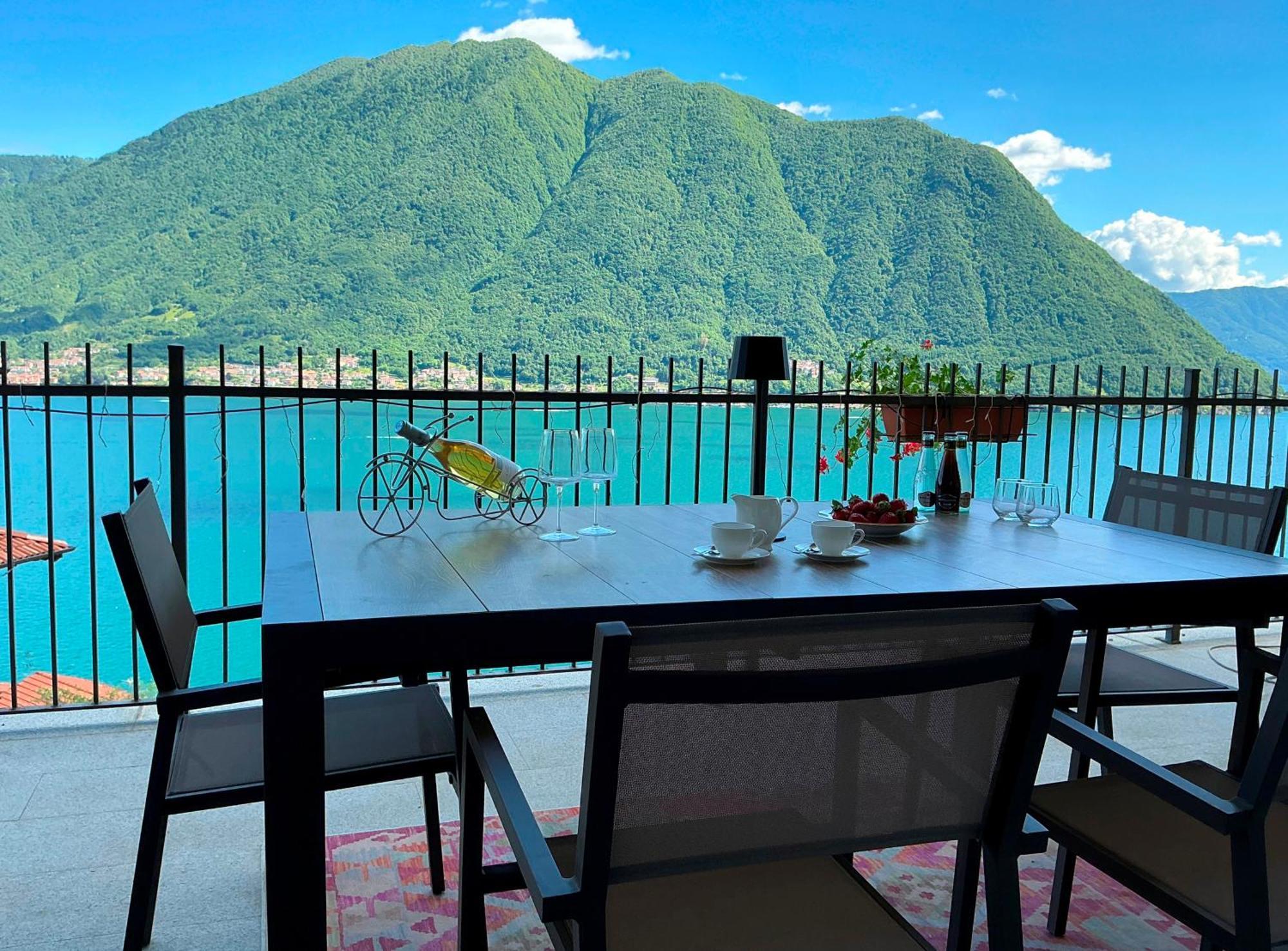 Colonno Panoramica Lago Di Como Kültér fotó